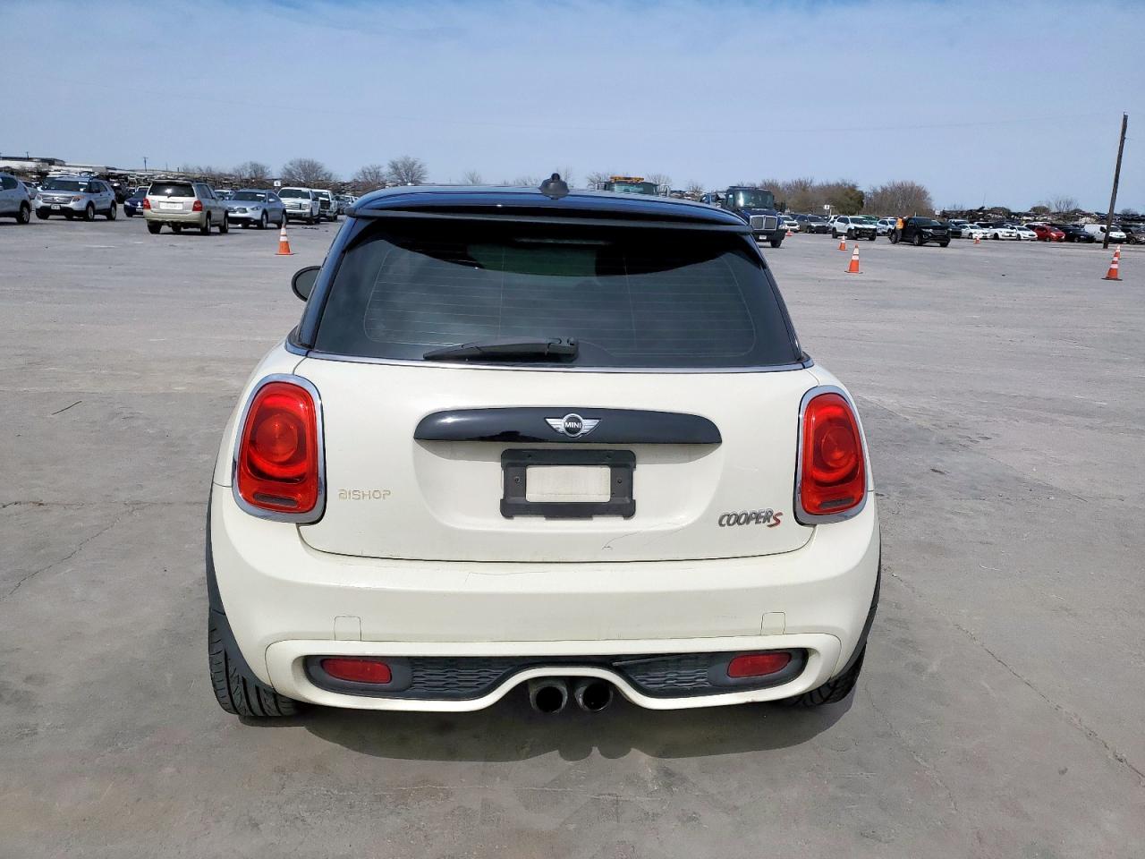 2017 MINI COOPER S - Image 6