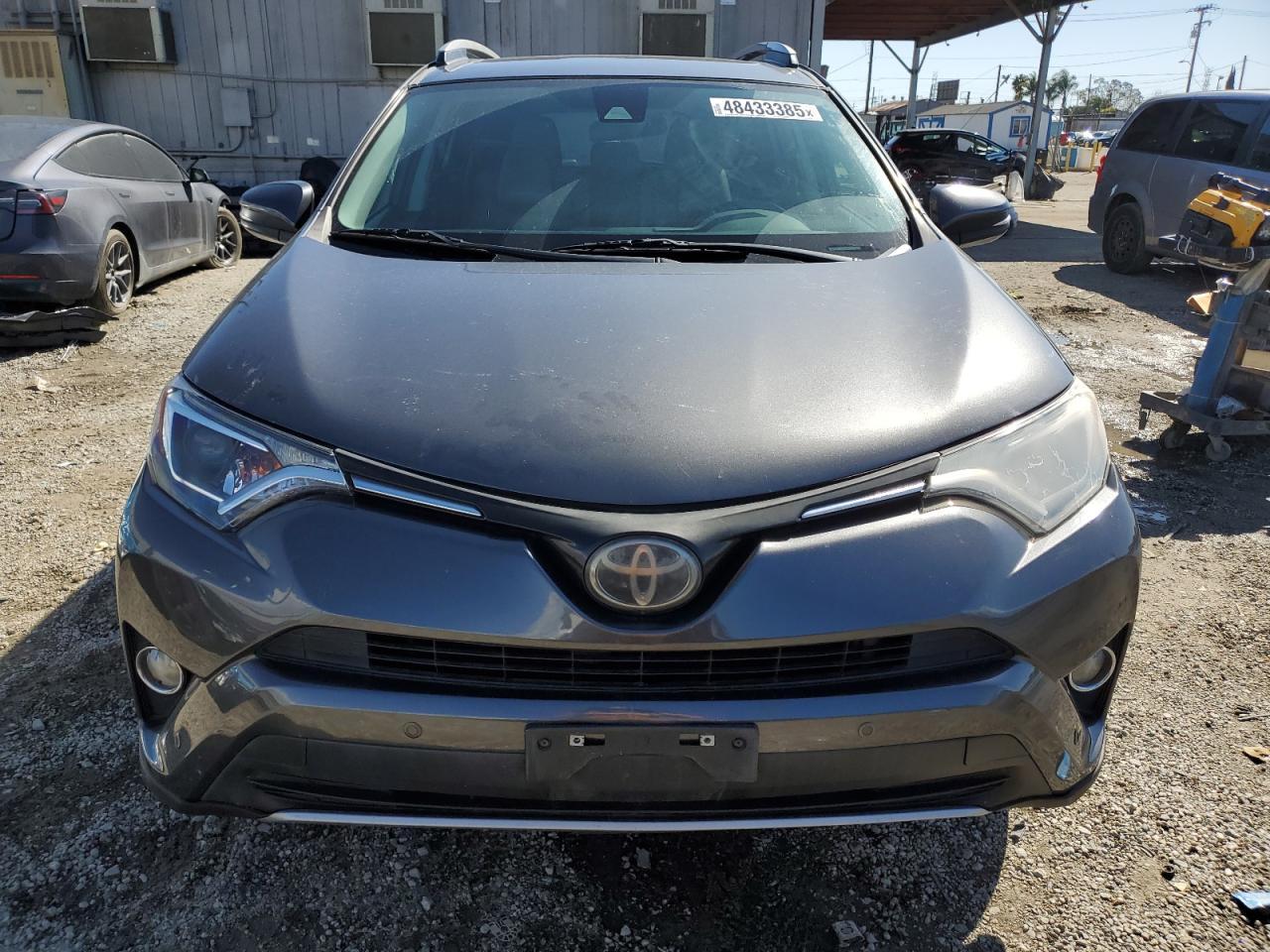 2017 TOYOTA RAV4 XLE - Image 5
