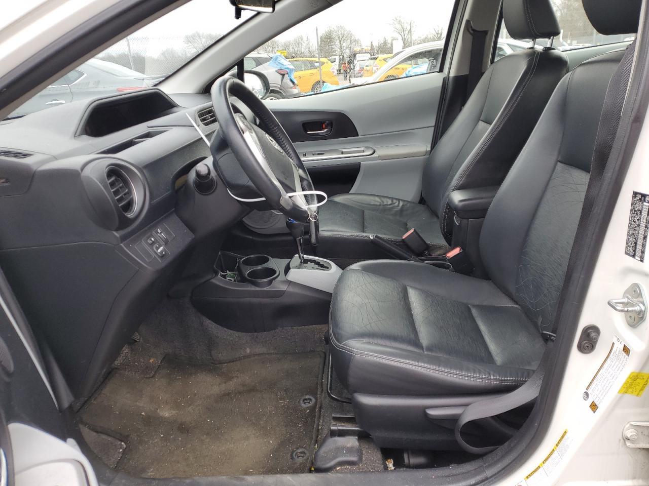 2013 TOYOTA PRIUS C - Фото 7