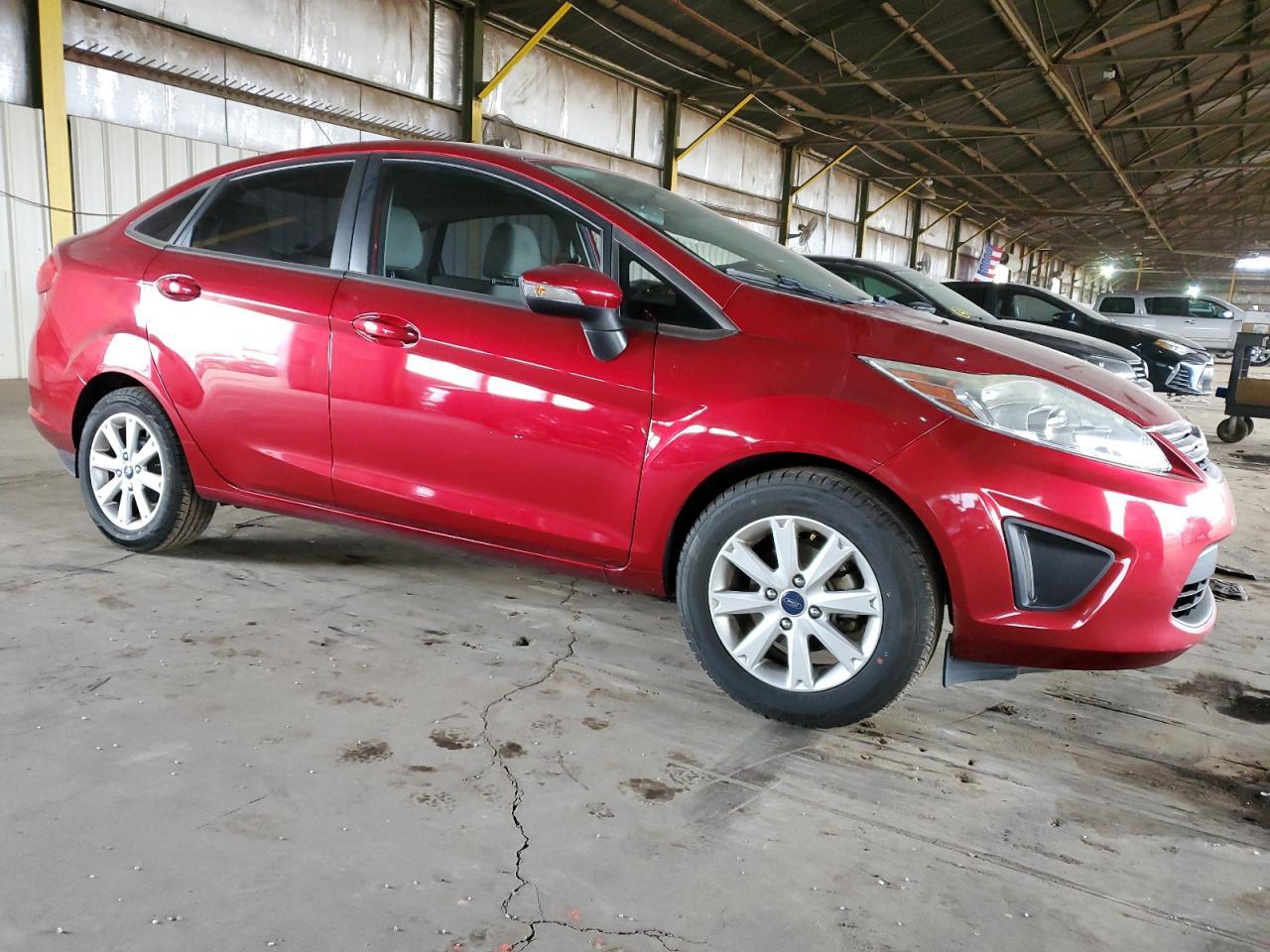 2013 FORD FIESTA SE - Image 4