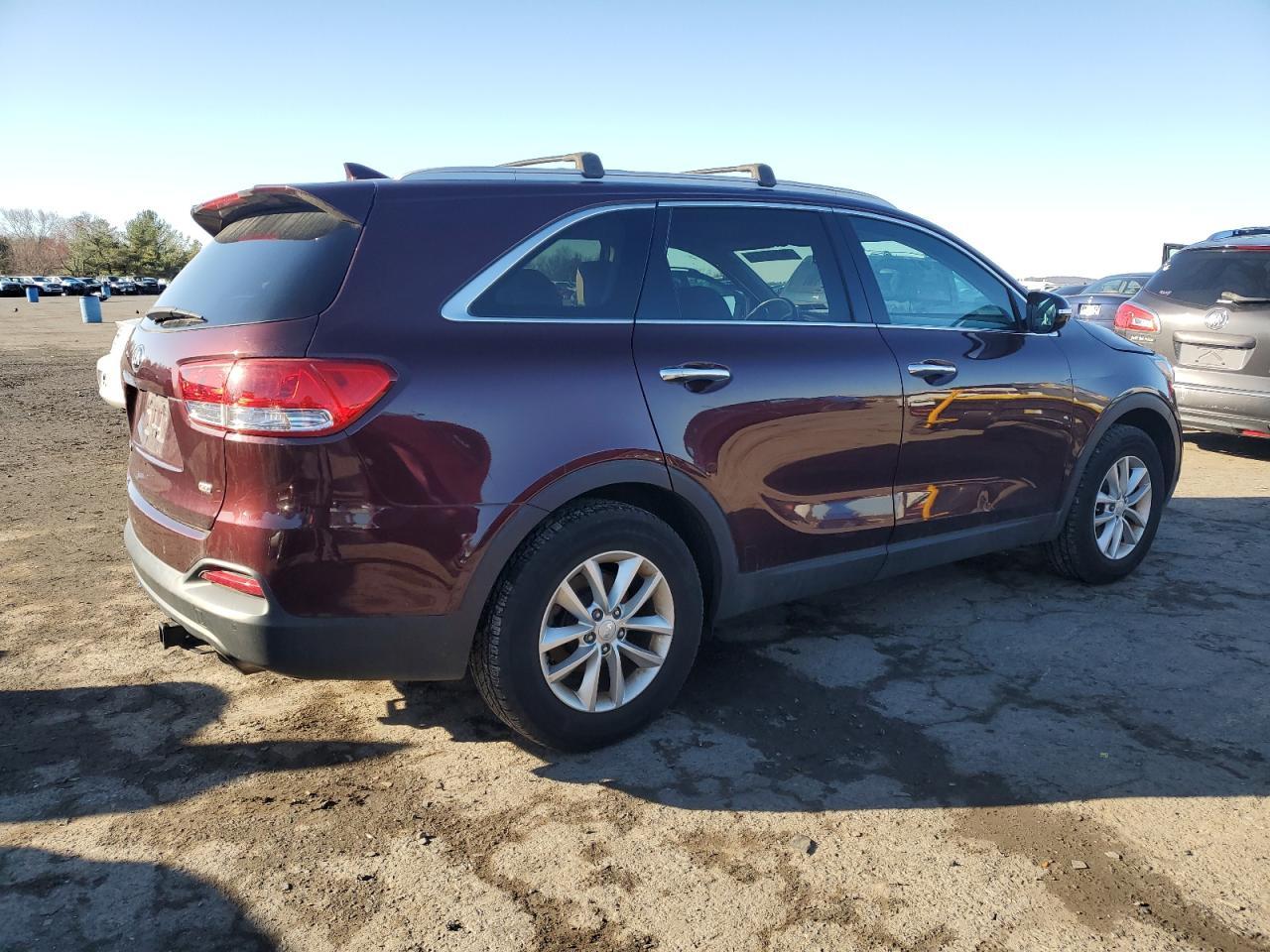 2017 KIA SORENTO LX - Фото 3