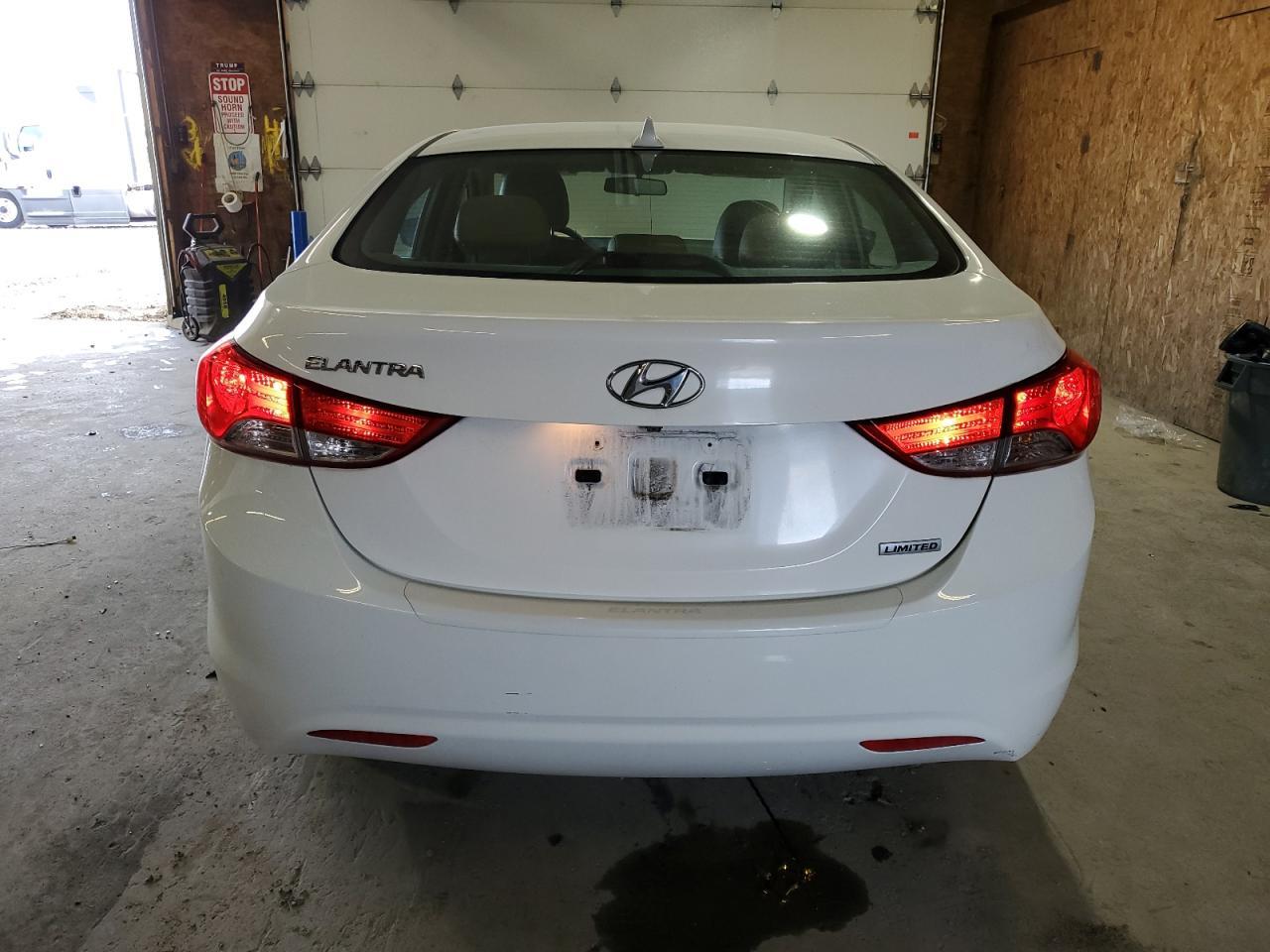 2013 HYUNDAI ELANTRA GL - Image 6