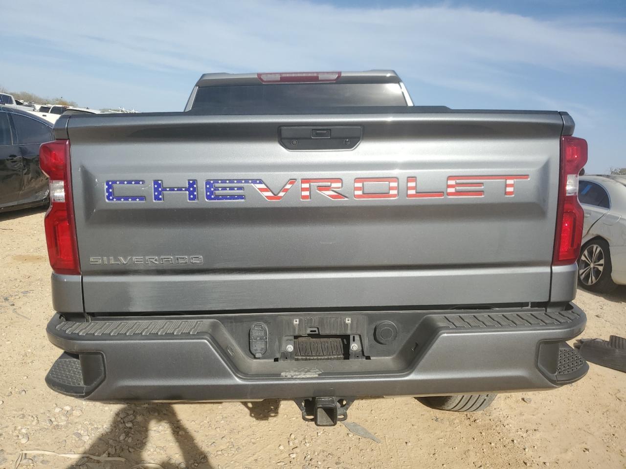 2021 CHEVROLET SILVERADO - Фото 6