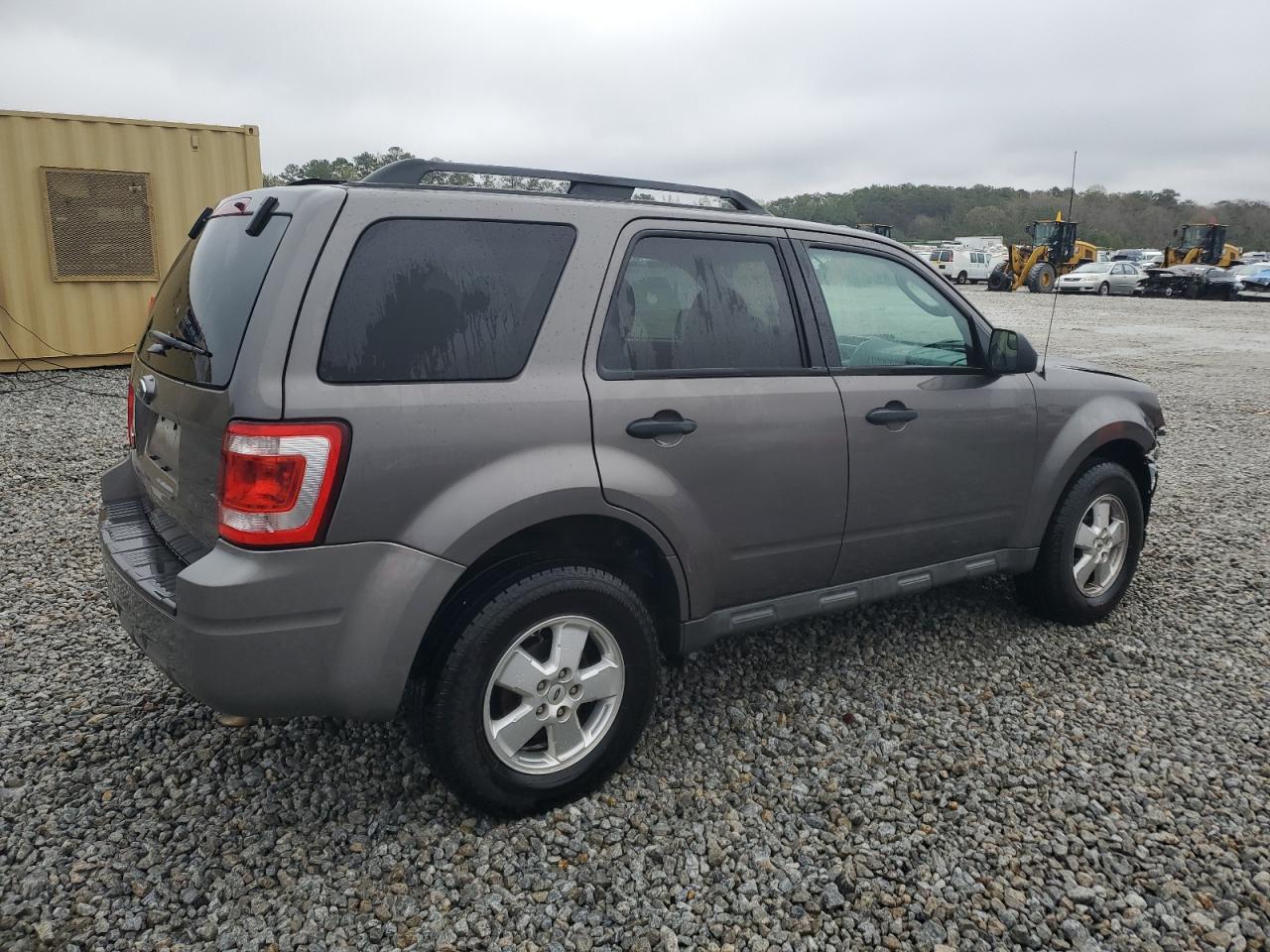 2012 FORD ESCAPE XLT - Image 3