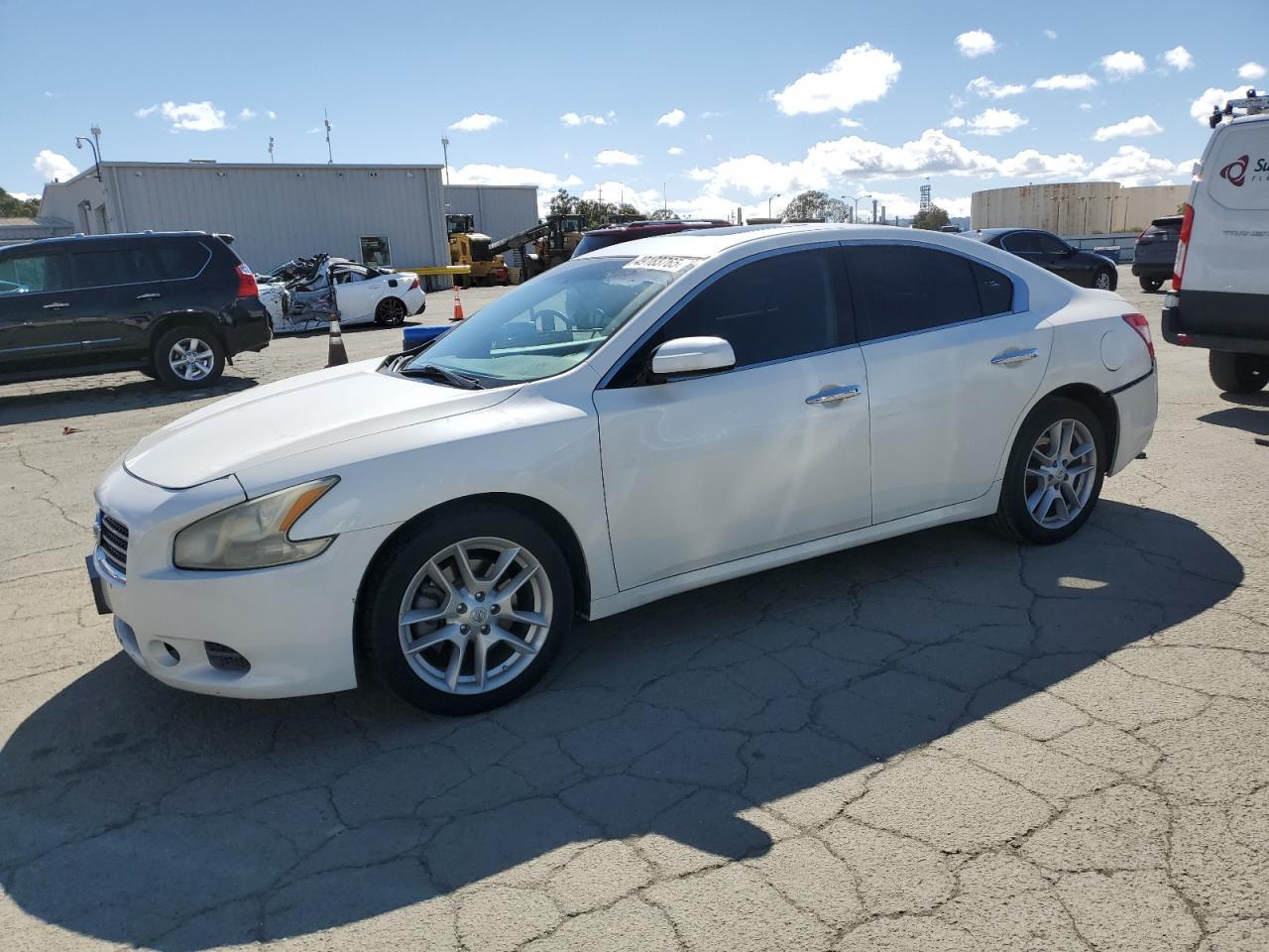 2011 NISSAN MAXIMA S