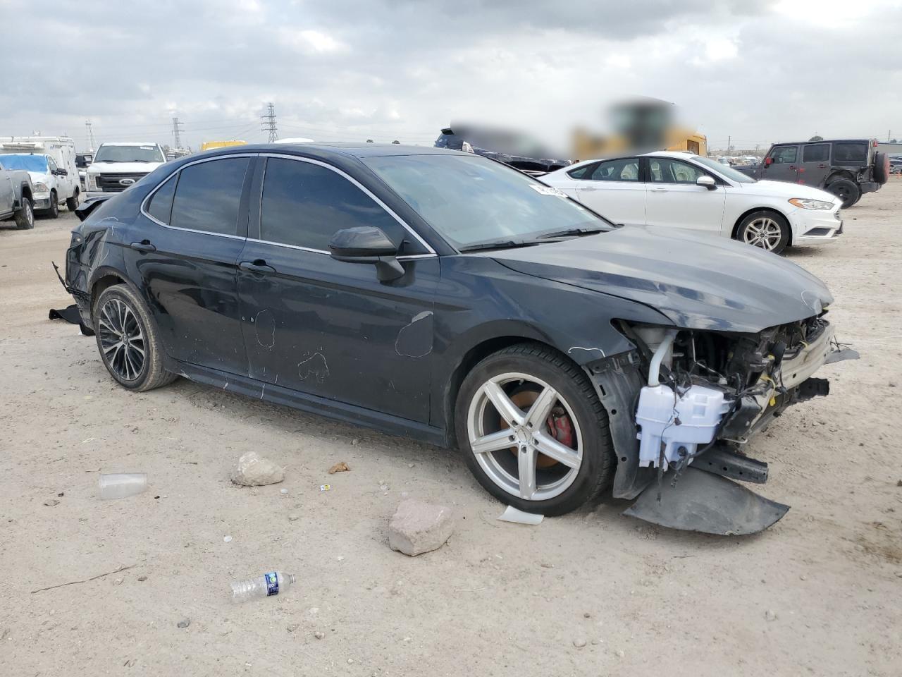 2018 TOYOTA CAMRY L - Фото 4