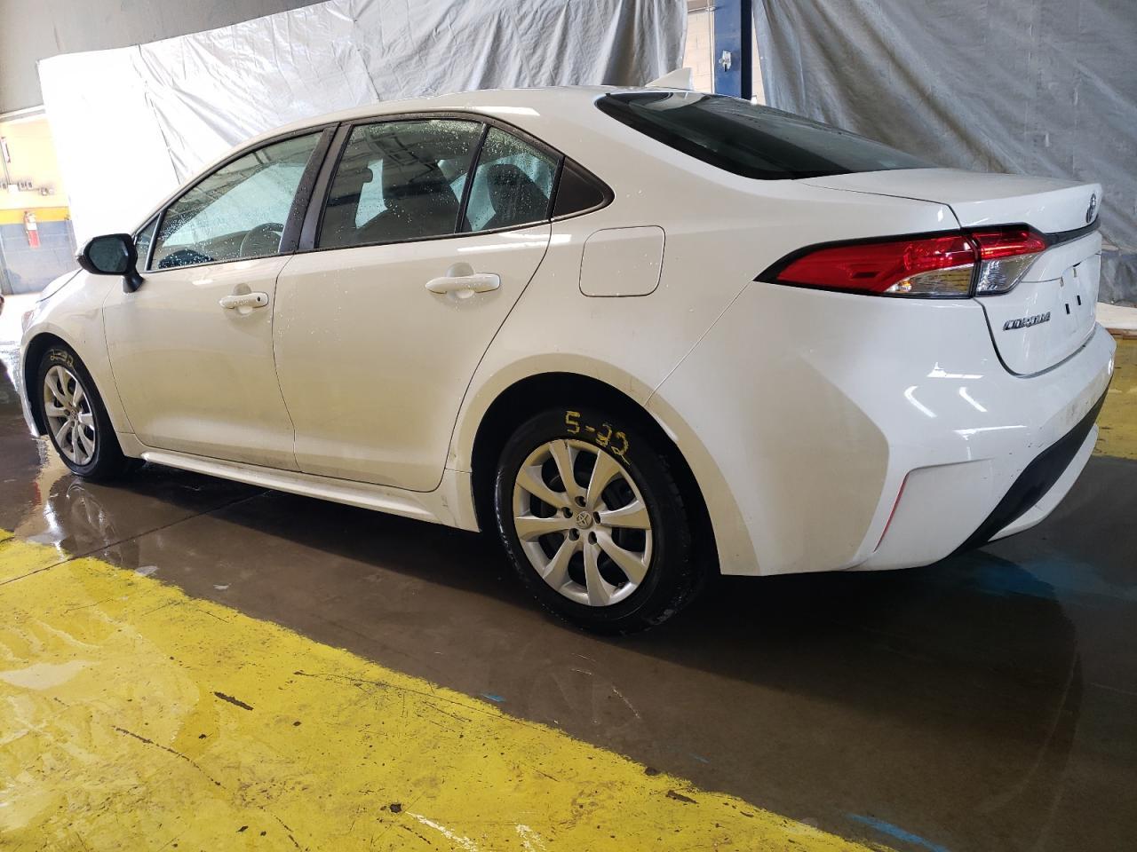 2022 TOYOTA COROLLA LE - Image 2