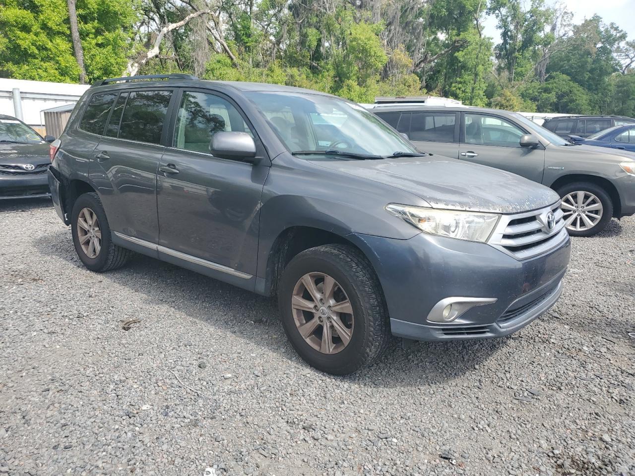 2011 TOYOTA HIGHLANDER - Фото 4