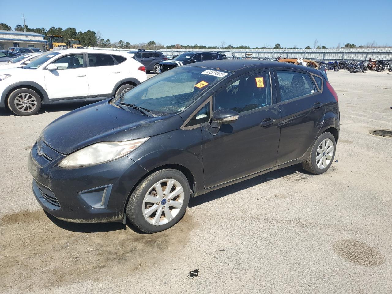 2013 FORD FIESTA SE