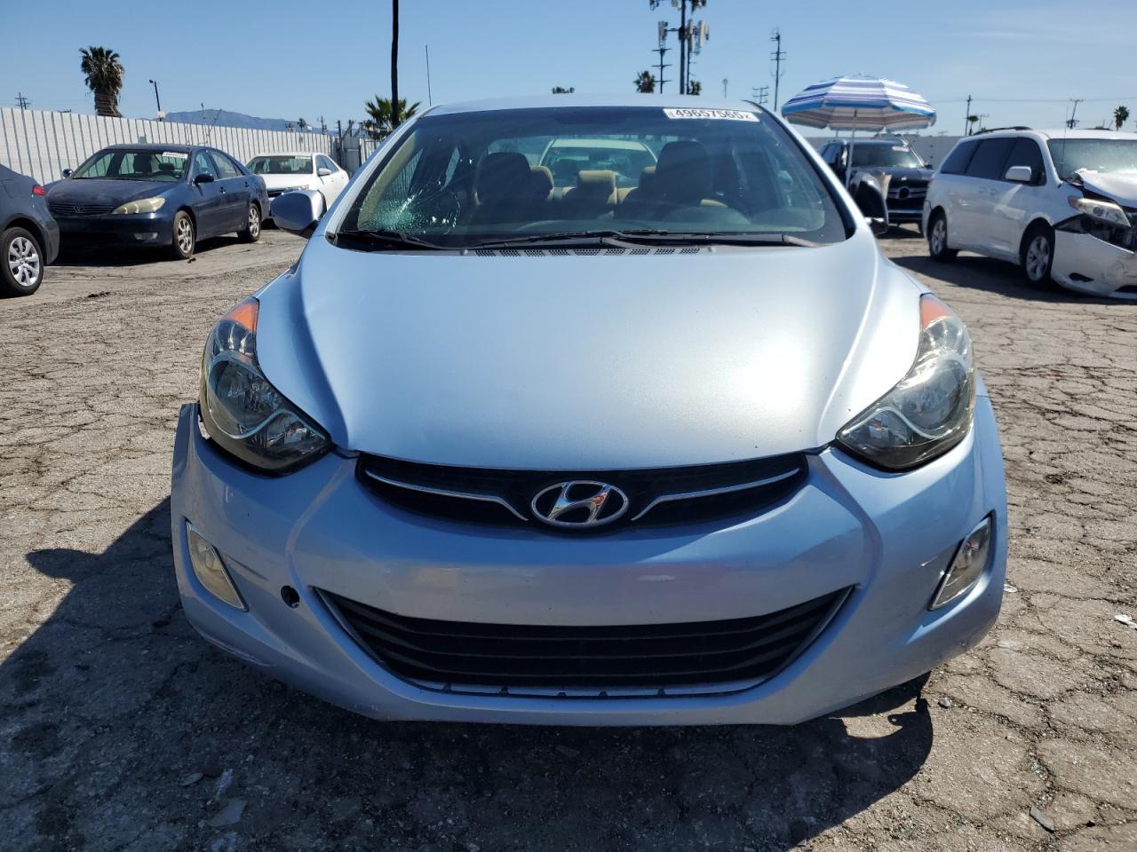 2013 HYUNDAI ELANTRA GL - Фото 5