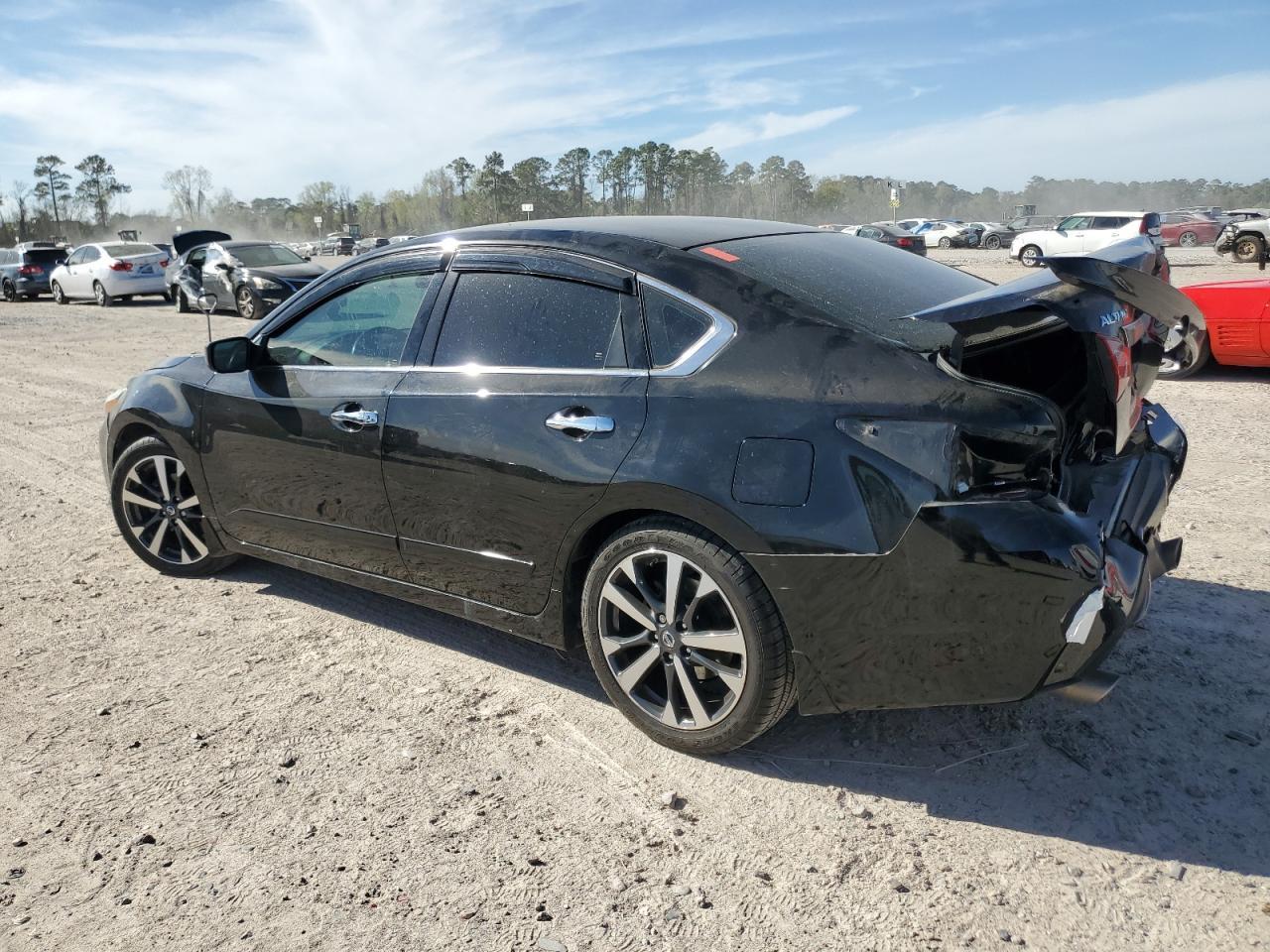 2017 NISSAN ALTIMA 2.5 - Фото 2