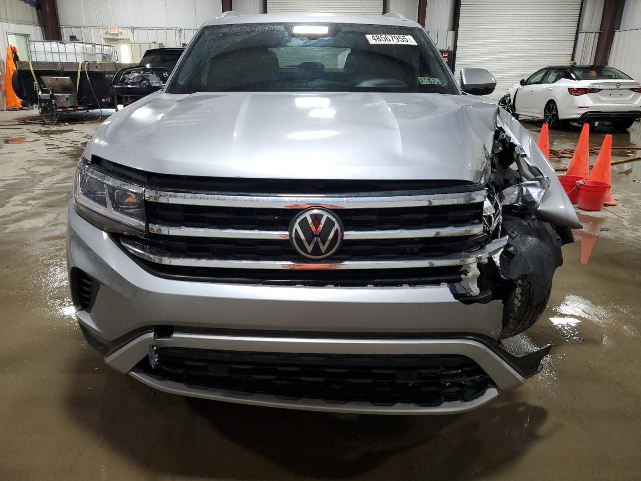 2022 VOLKSWAGEN ATLAS CROS - Фото 5