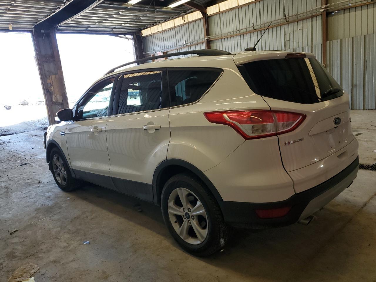 2015 FORD ESCAPE SE - Image 2