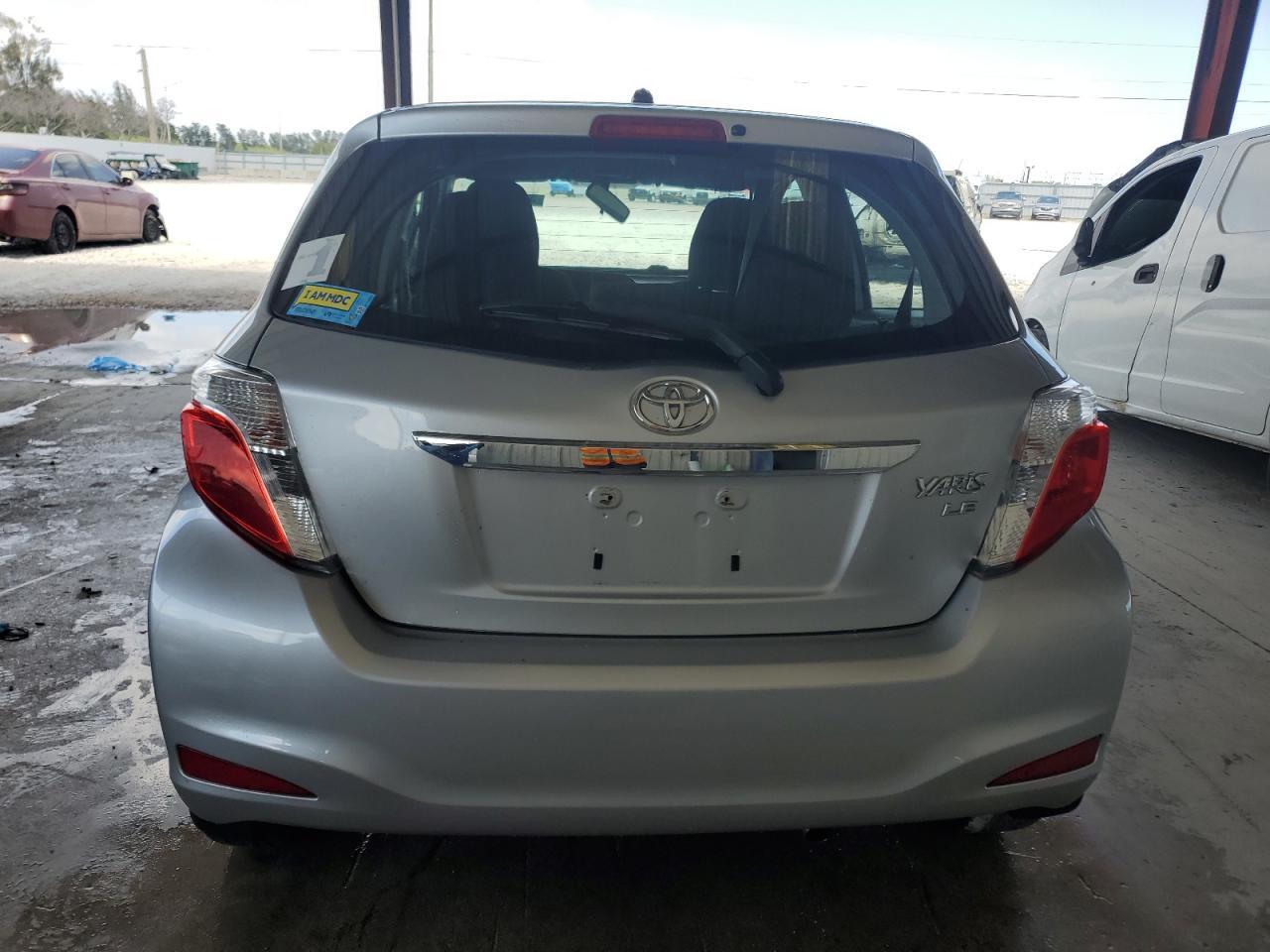 2014 TOYOTA YARIS - Фото 6