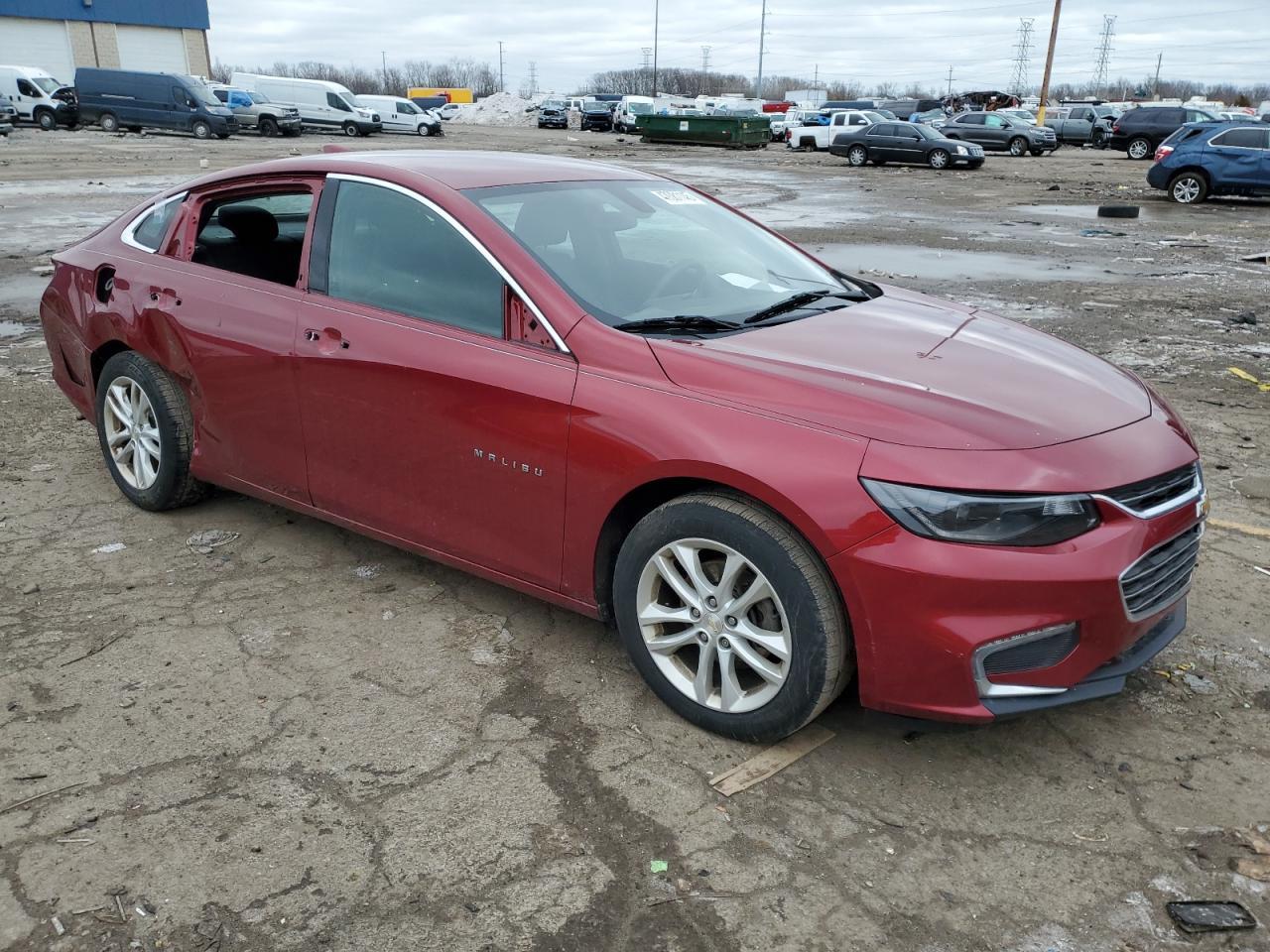 2017 CHEVROLET MALIBU LT - Image 4