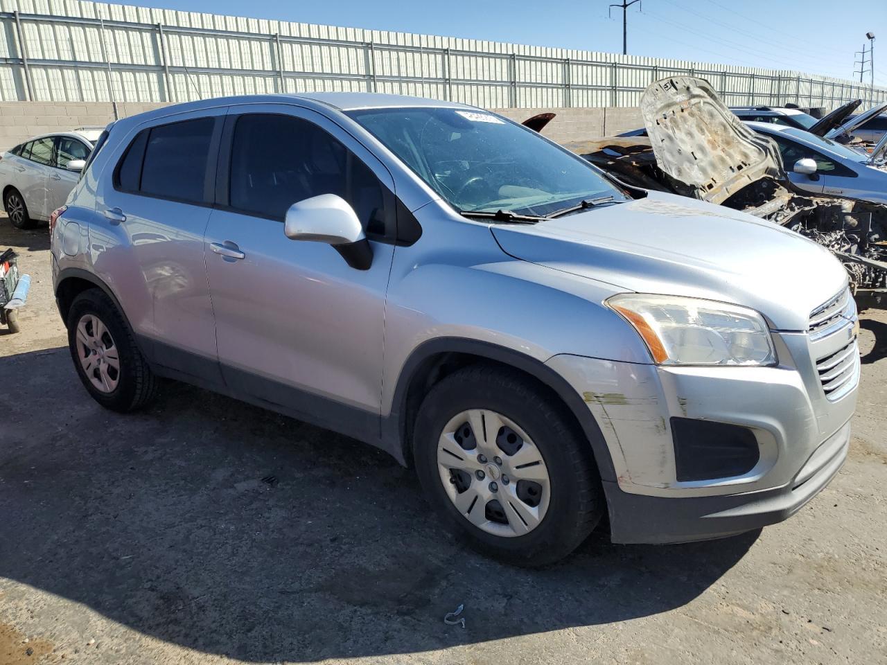 2015 CHEVROLET TRAX LS - Image 4
