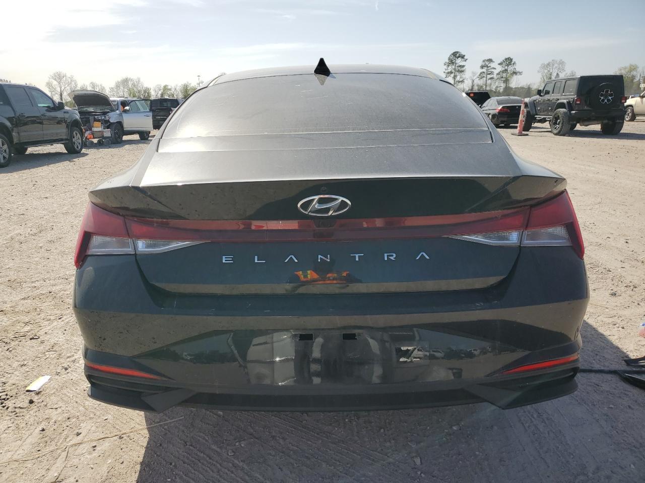 2023 HYUNDAI ELANTRA SE - Фото 6
