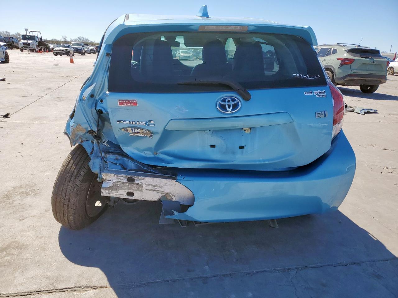 2016 TOYOTA PRIUS C - Image 6