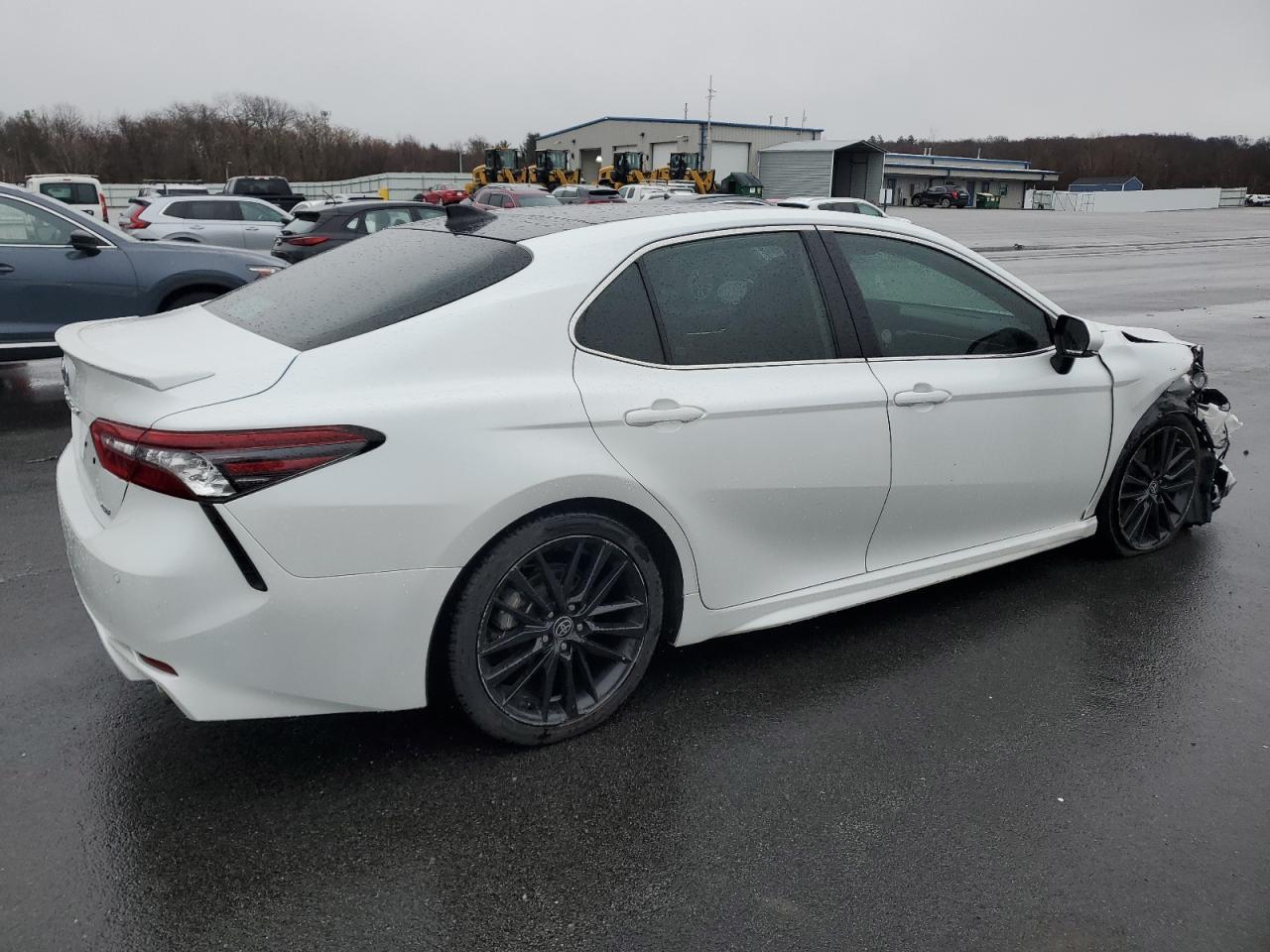 2021 TOYOTA CAMRY XSE - Фото 3