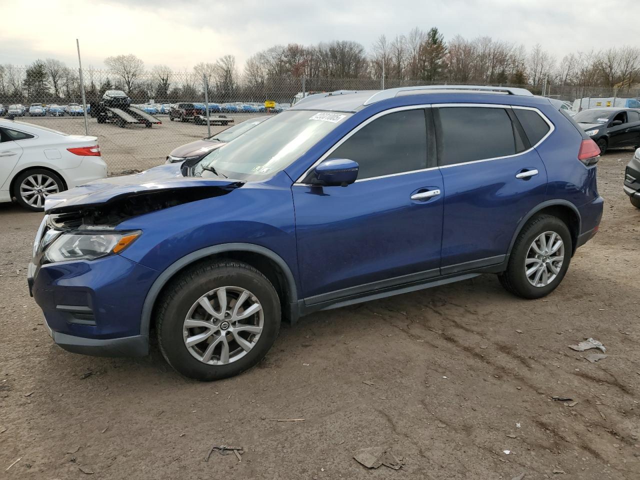 2017 NISSAN ROGUE S