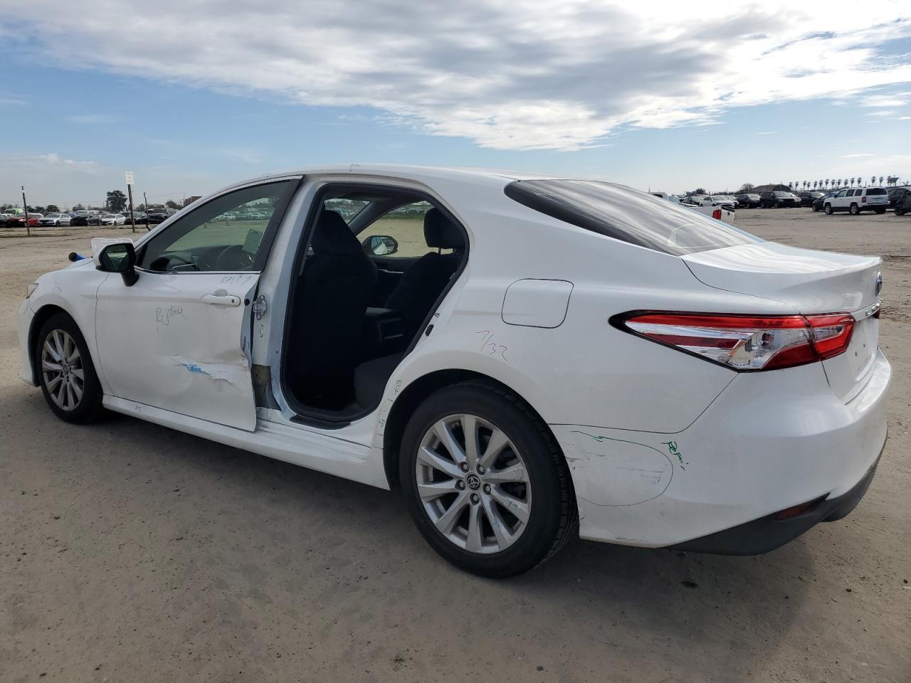 2018 TOYOTA CAMRY L - Image 2