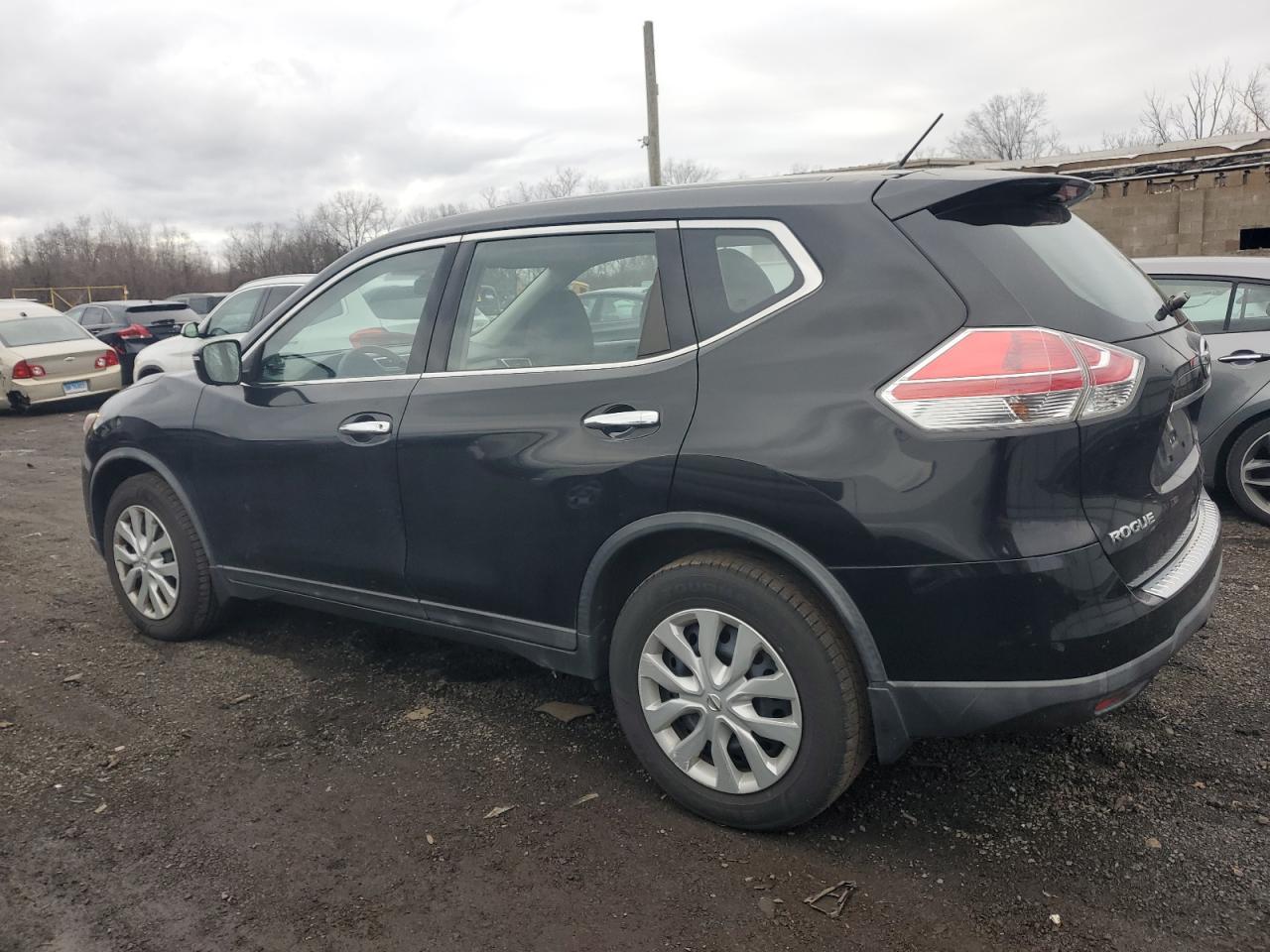 2015 NISSAN ROGUE S - Фото 2
