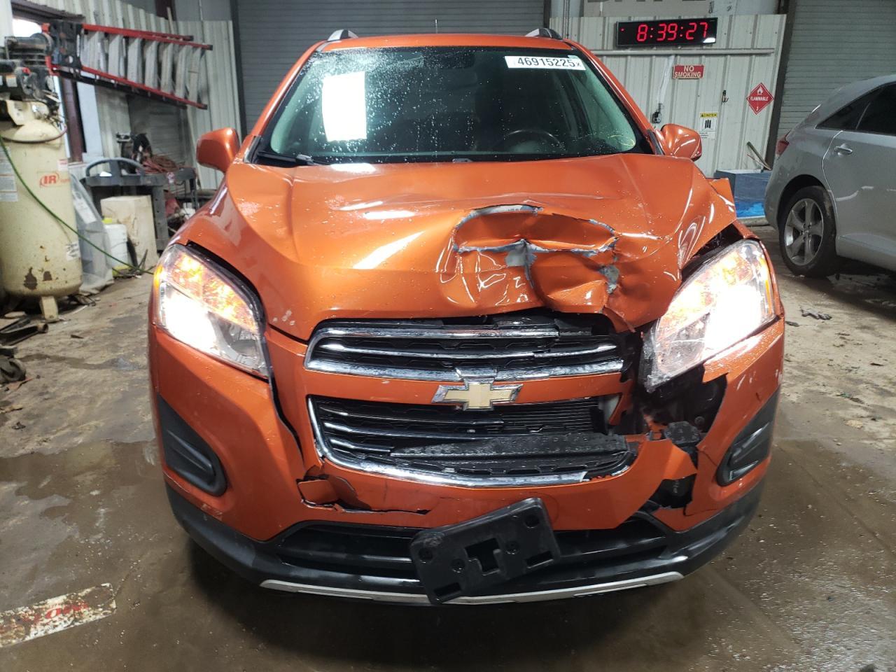 2015 CHEVROLET TRAX 1LT - Image 5