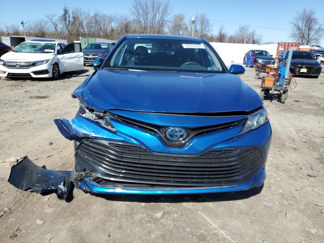 2020 TOYOTA CAMRY LE - Фото 5