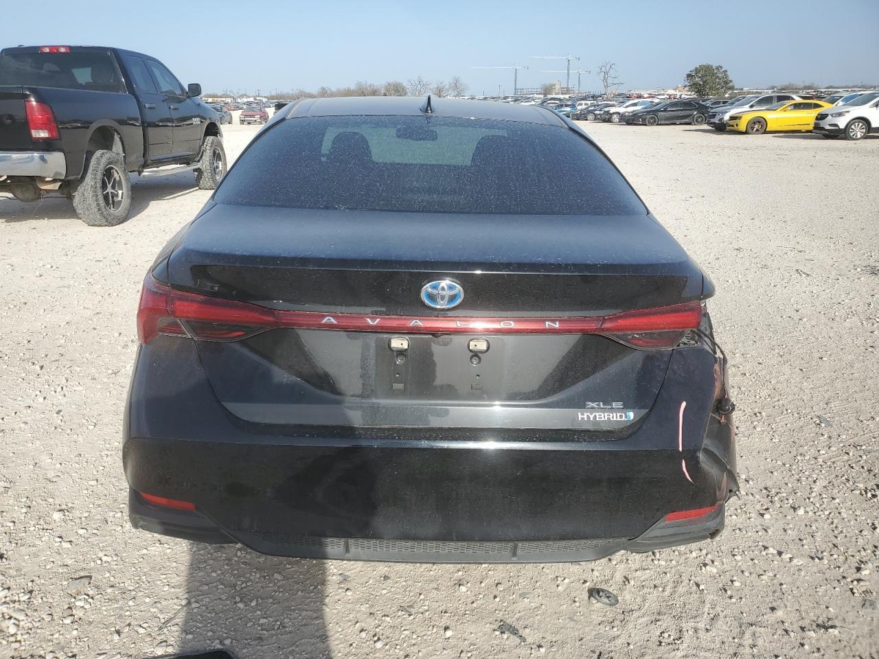 2022 TOYOTA AVALON XLE - Фото 6