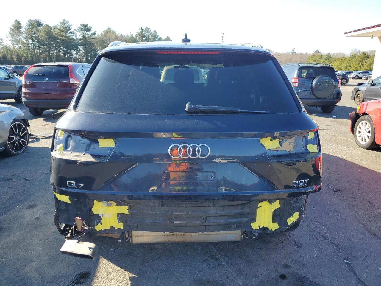2017 AUDI Q7 PRESTIG - Image 6