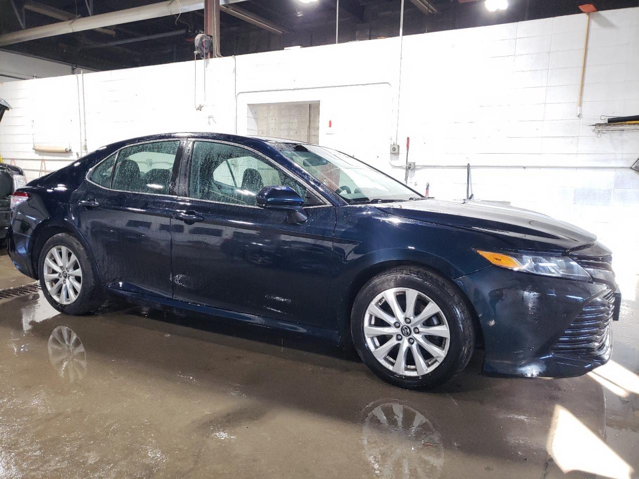 2018 TOYOTA CAMRY L - Фото 4