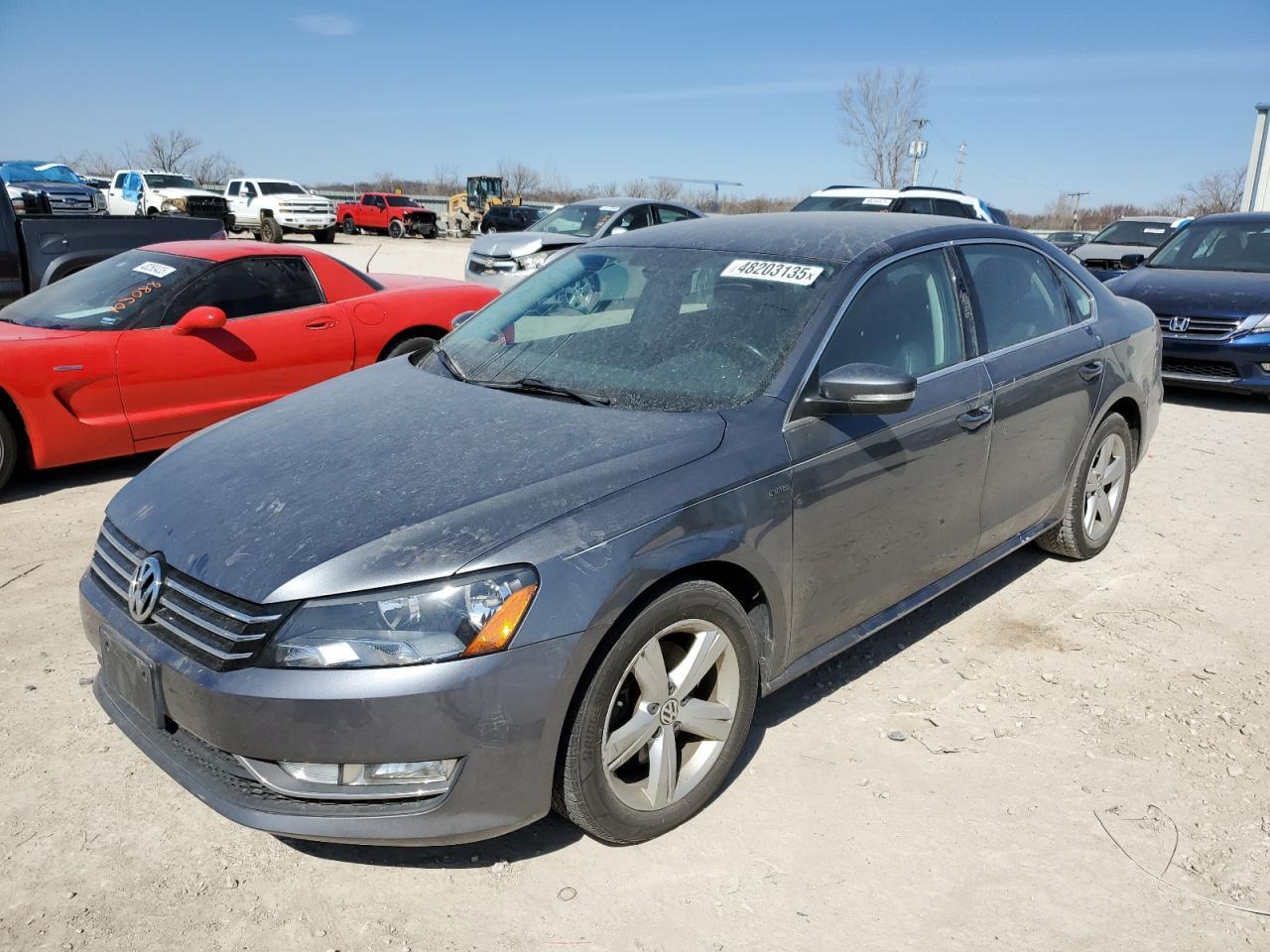 2015 VOLKSWAGEN PASSAT S