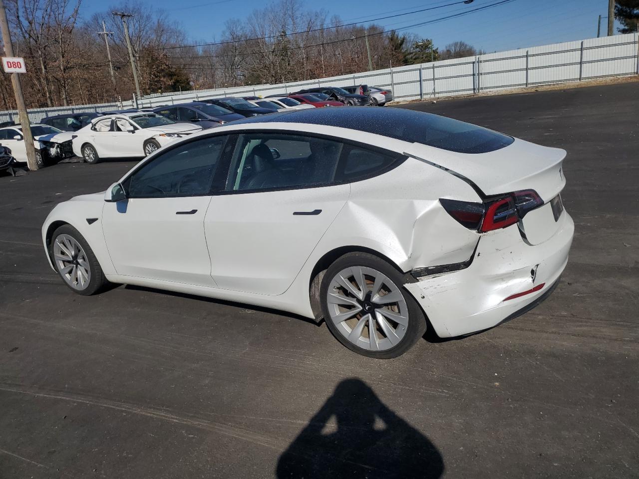 2022 TESLA MODEL 3 - Image 2