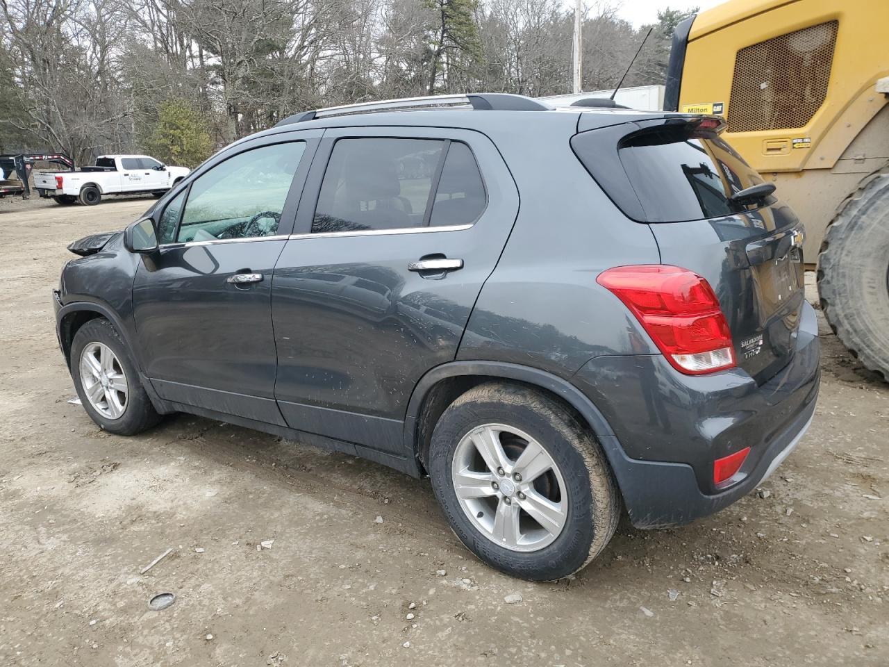 2019 CHEVROLET TRAX 1LT - Фото 2
