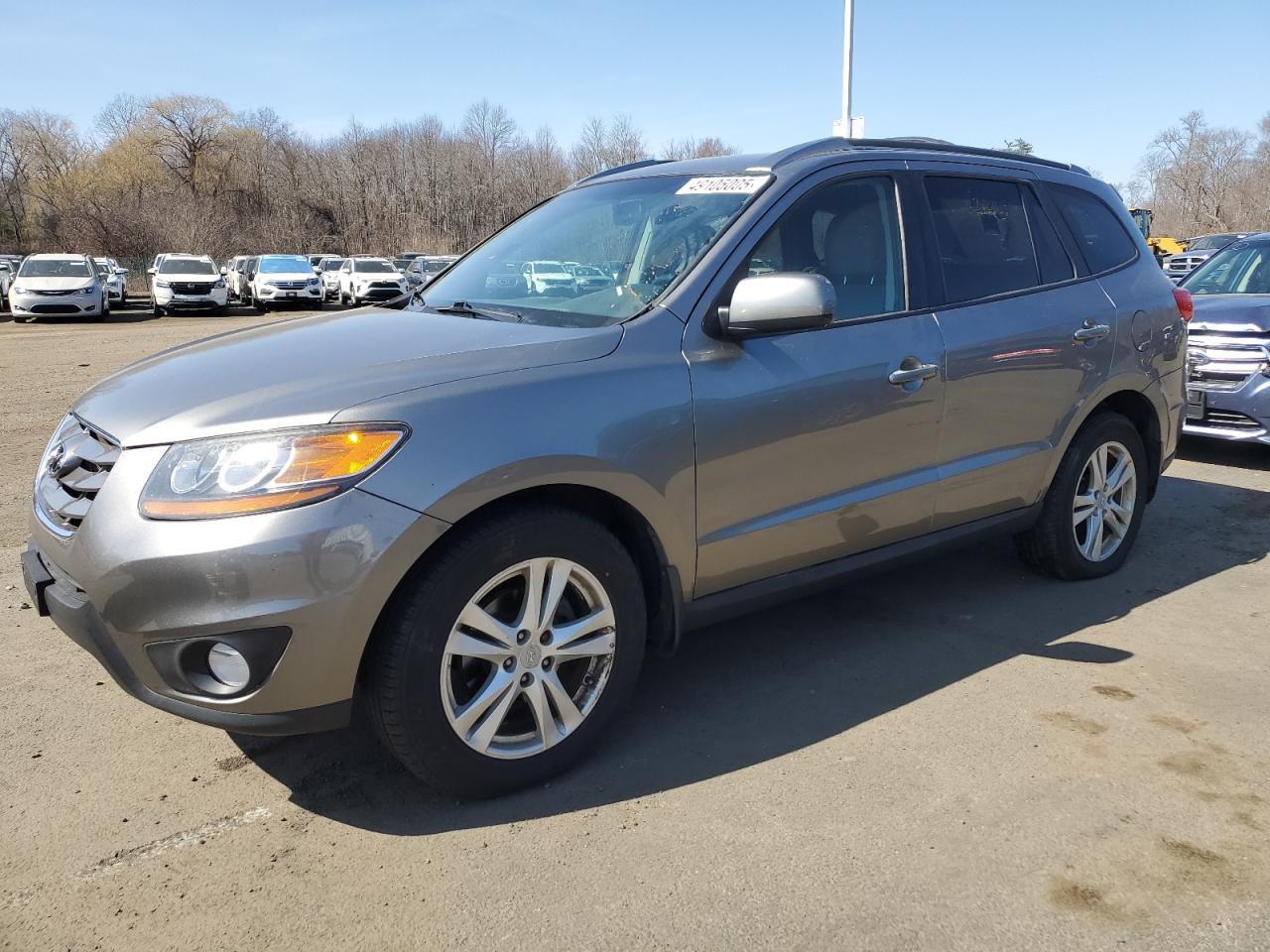 2011 HYUNDAI SANTA FE S