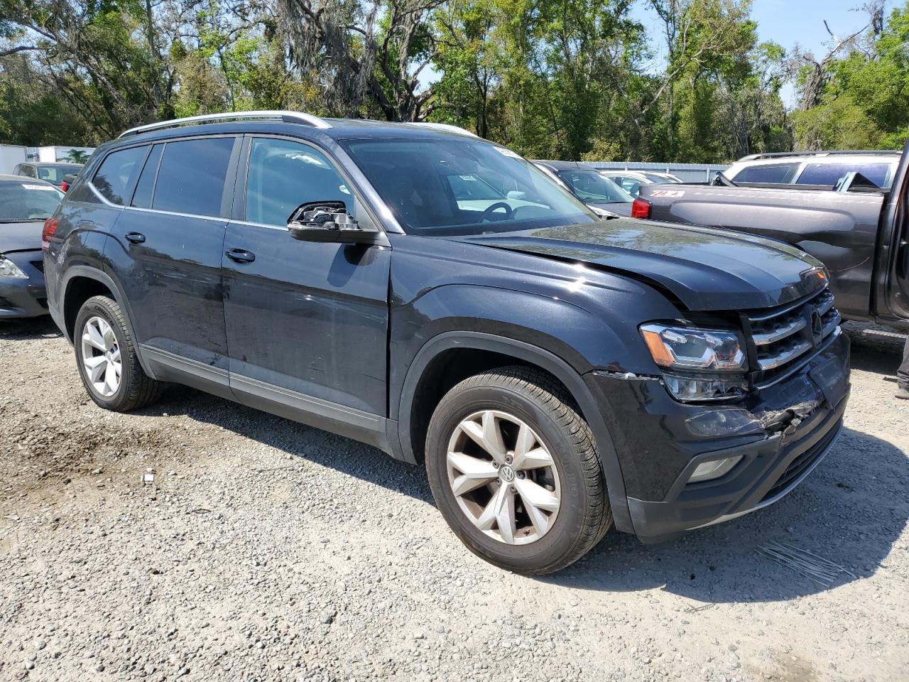 2018 VOLKSWAGEN ATLAS SE - Image 4