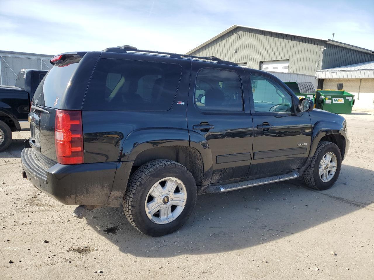 2011 CHEVROLET TAHOE K150 - Фото 3