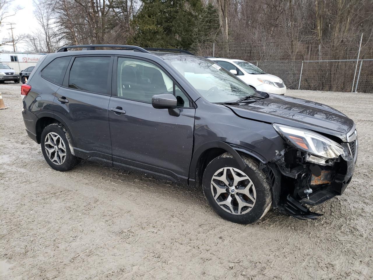 2021 SUBARU FORESTER P - Фото 4
