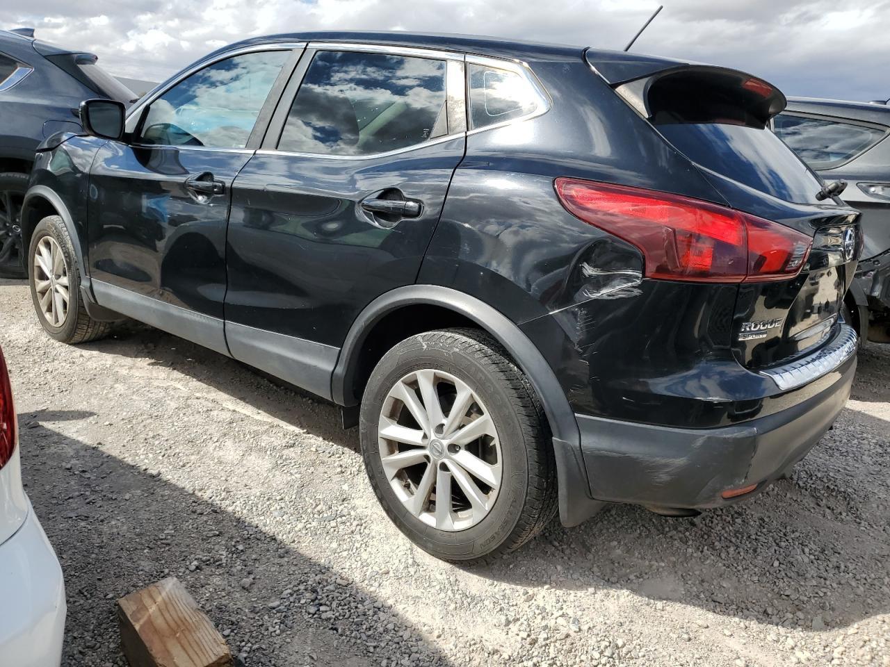 2017 NISSAN ROGUE SPOR - Фото 2