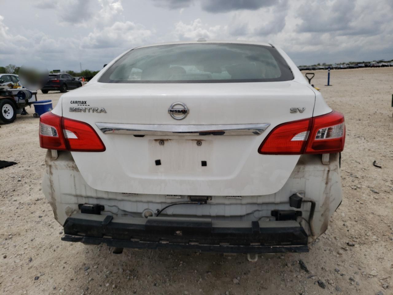 2016 NISSAN SENTRA S - Фото 6
