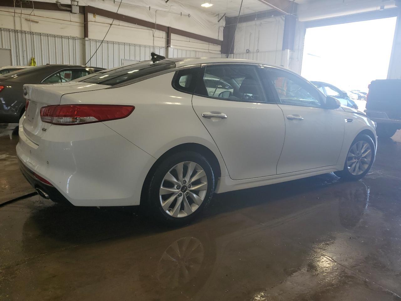 2016 KIA OPTIMA EX - Image 3