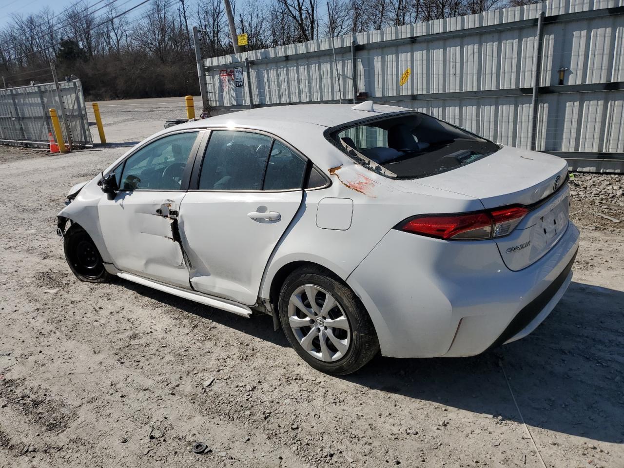 2020 TOYOTA COROLLA LE - Image 2