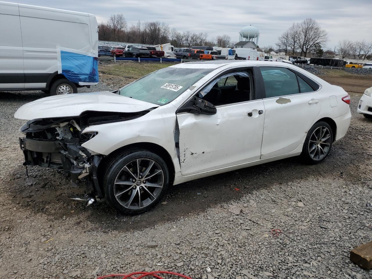 2015 TOYOTA CAMRY LE