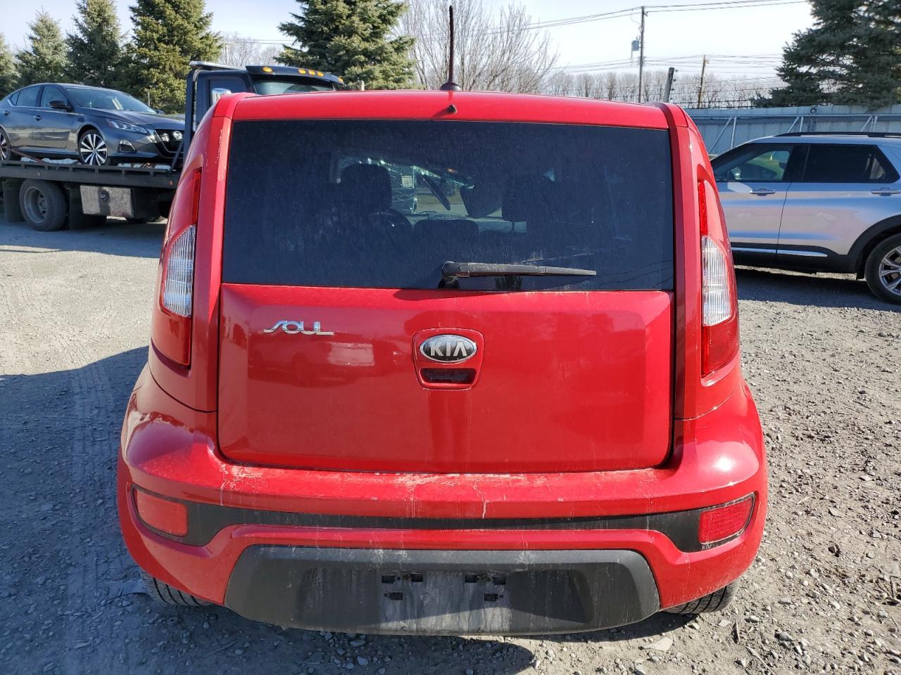 2013 KIA SOUL + - Image 6