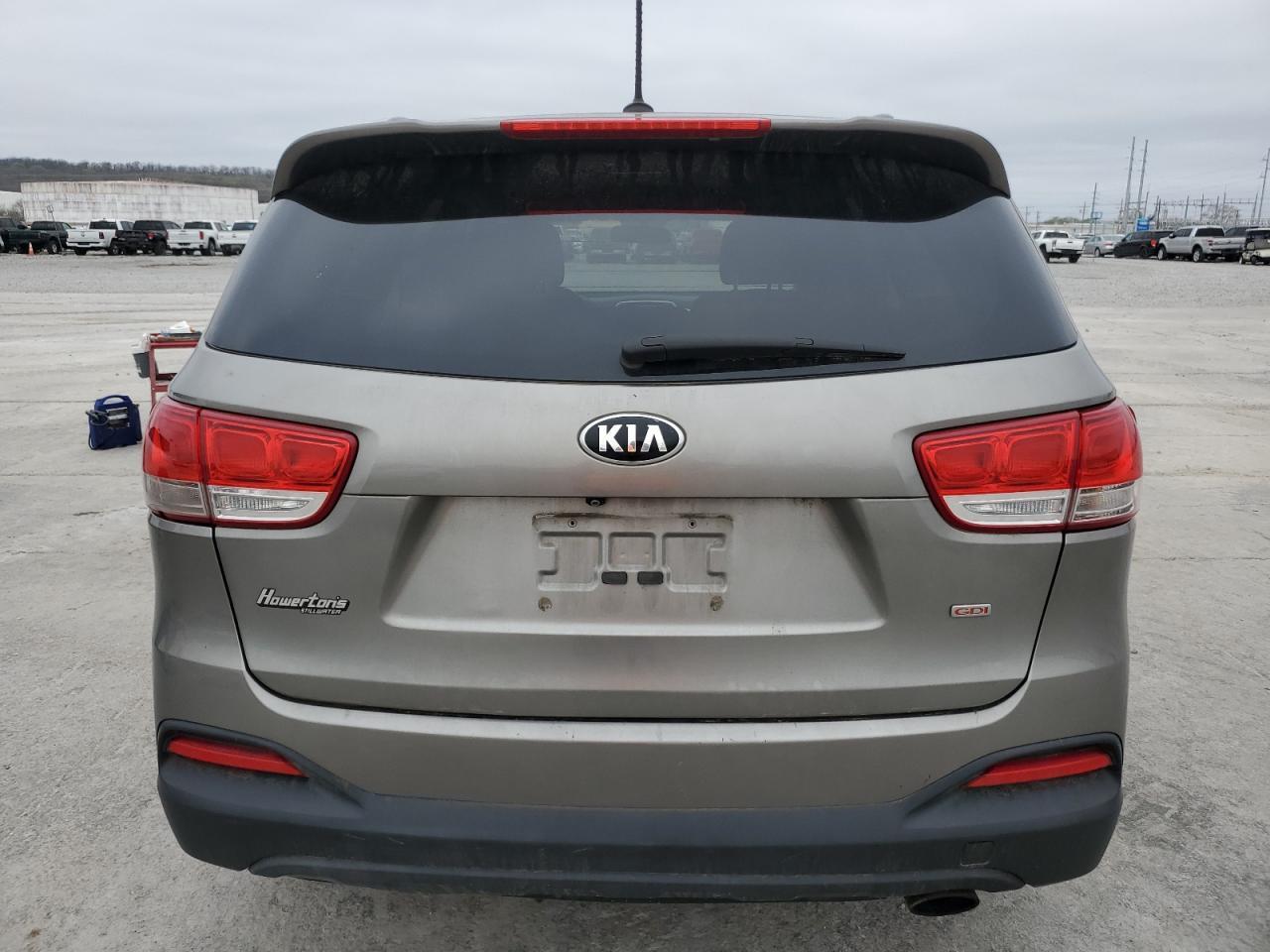 2017 KIA SORENTO LX - Фото 6