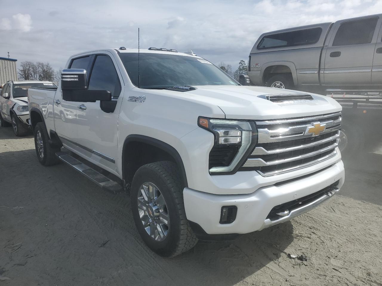 2024 CHEVROLET SILVERADO - Фото 4