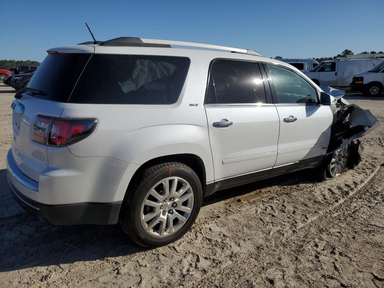 2016 GMC ACADIA SLT - Image 3