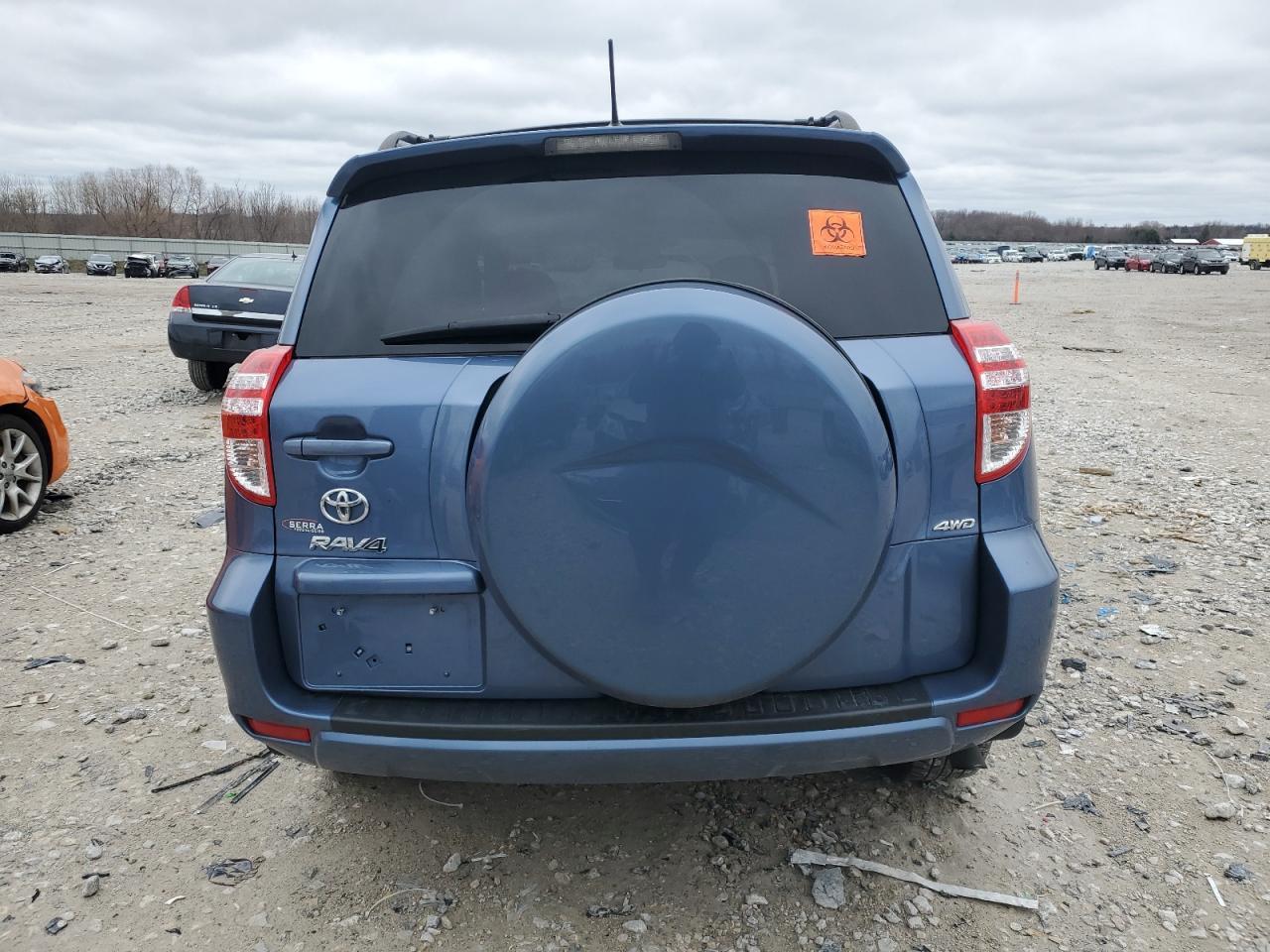 2011 TOYOTA RAV4 - Image 6