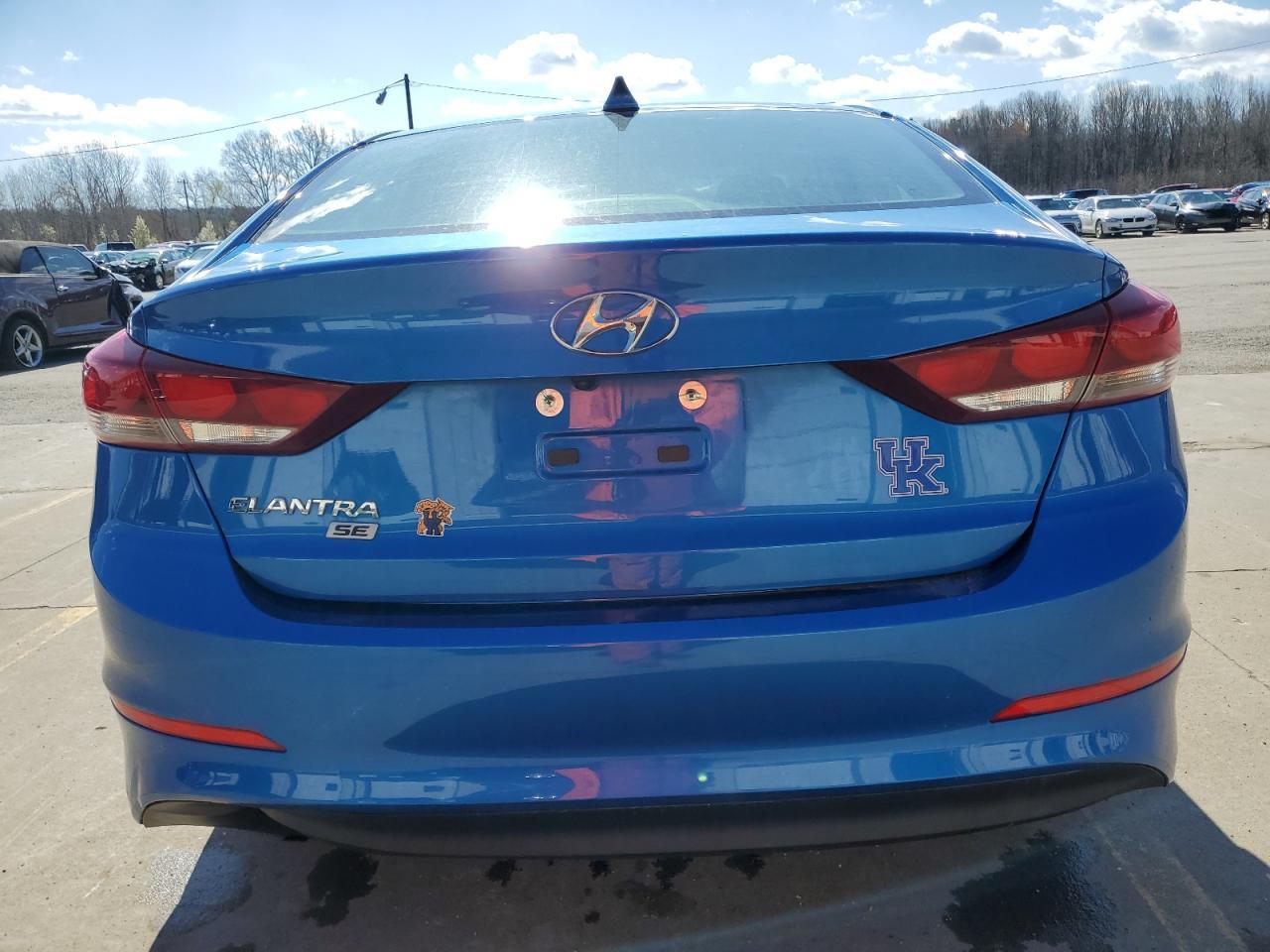 2018 HYUNDAI ELANTRA SE - Фото 6
