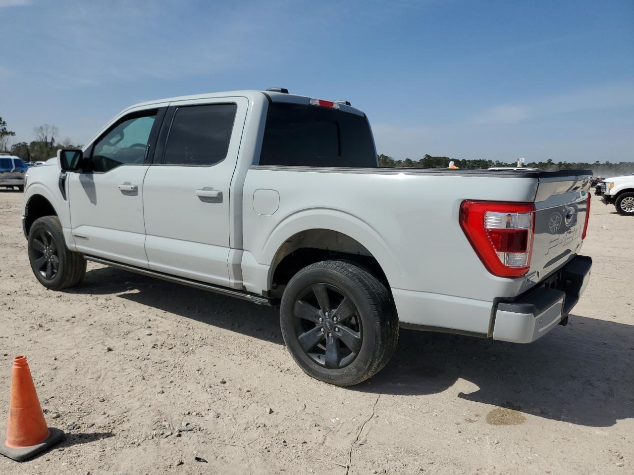 2023 FORD F150 SUPER - Фото 2